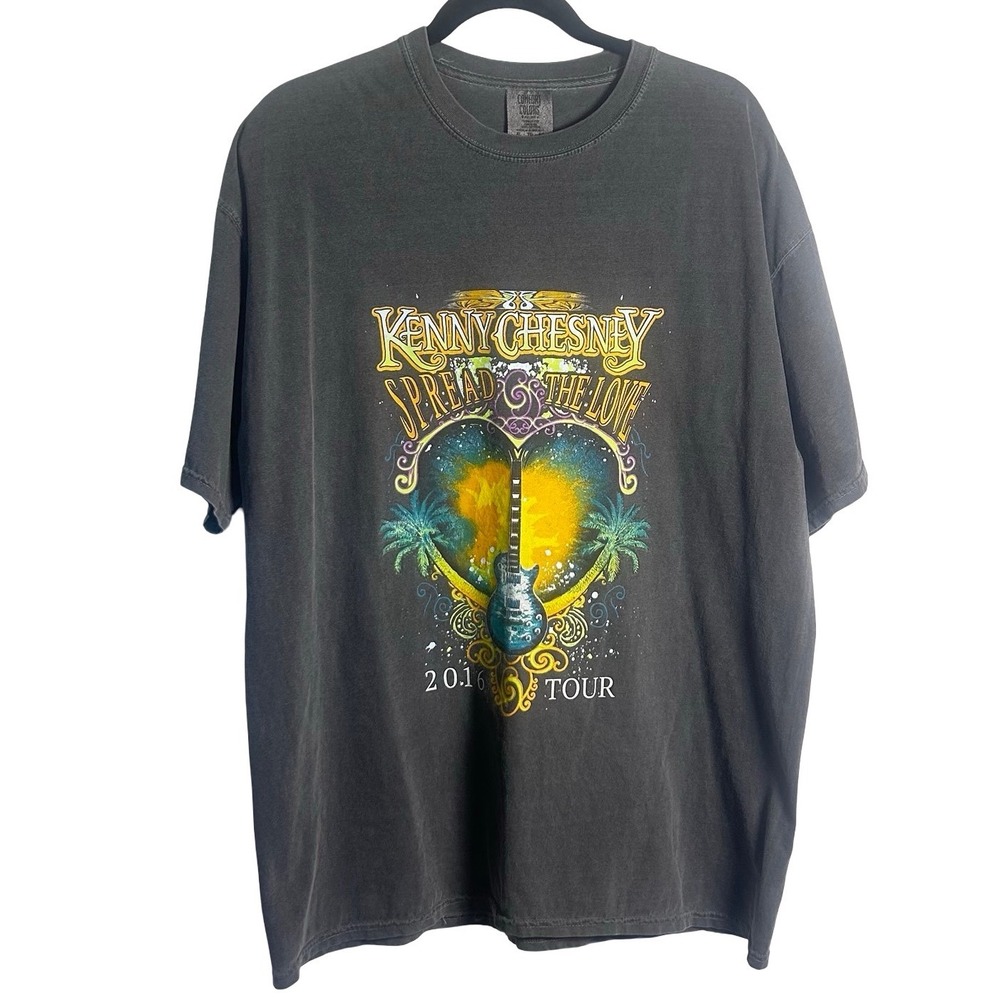 Kenny Chesney 2016 Spread the Love Tour T-Shirt Size XL Graphic Music Concert